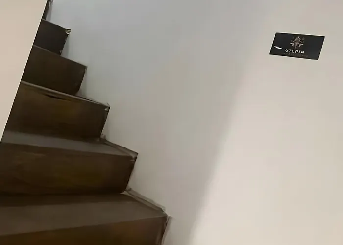 Utopia Apartment *